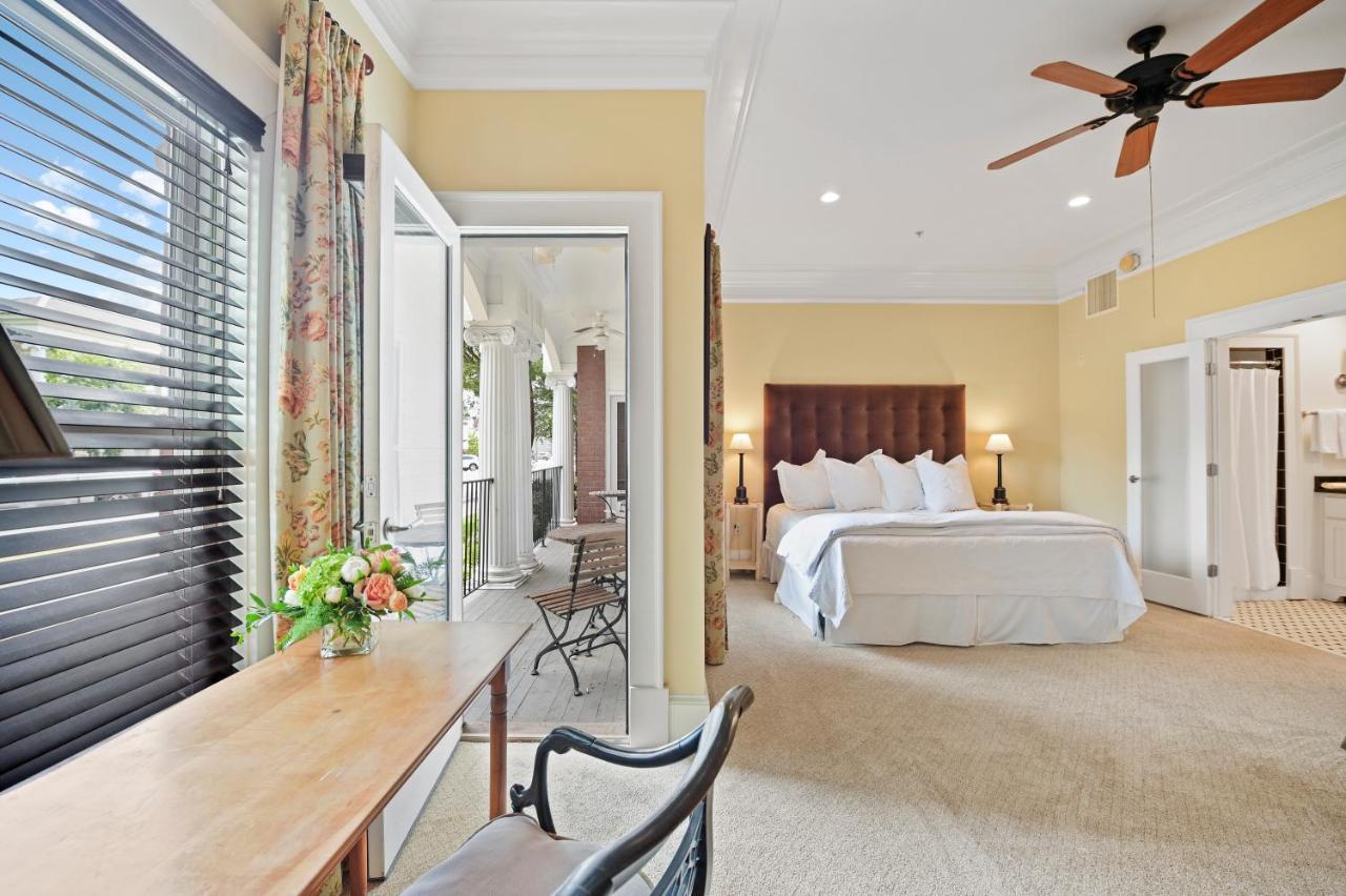 The James Madison Inn מראה חיצוני תמונה
